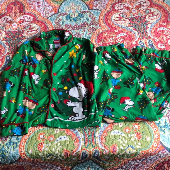 Peanuts Other - Peanuts pjs 🎅 🎄